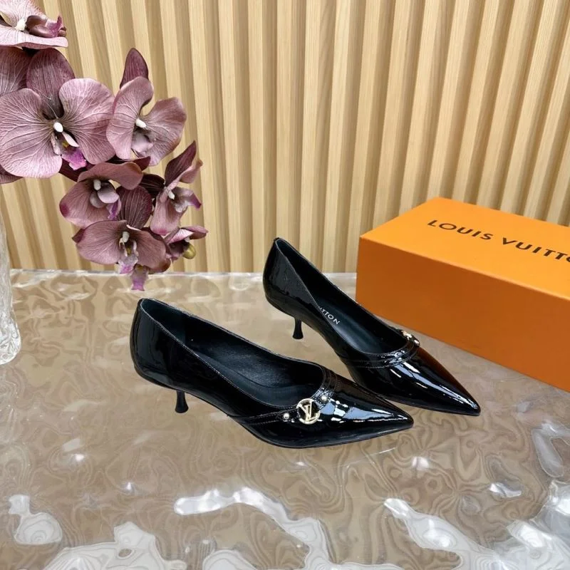 Effortless Louis Vuitton Heeled Shoes 32374