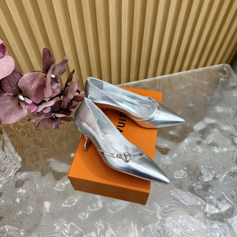 Louis Vuitton Heeled Shoes FashionForward 32372