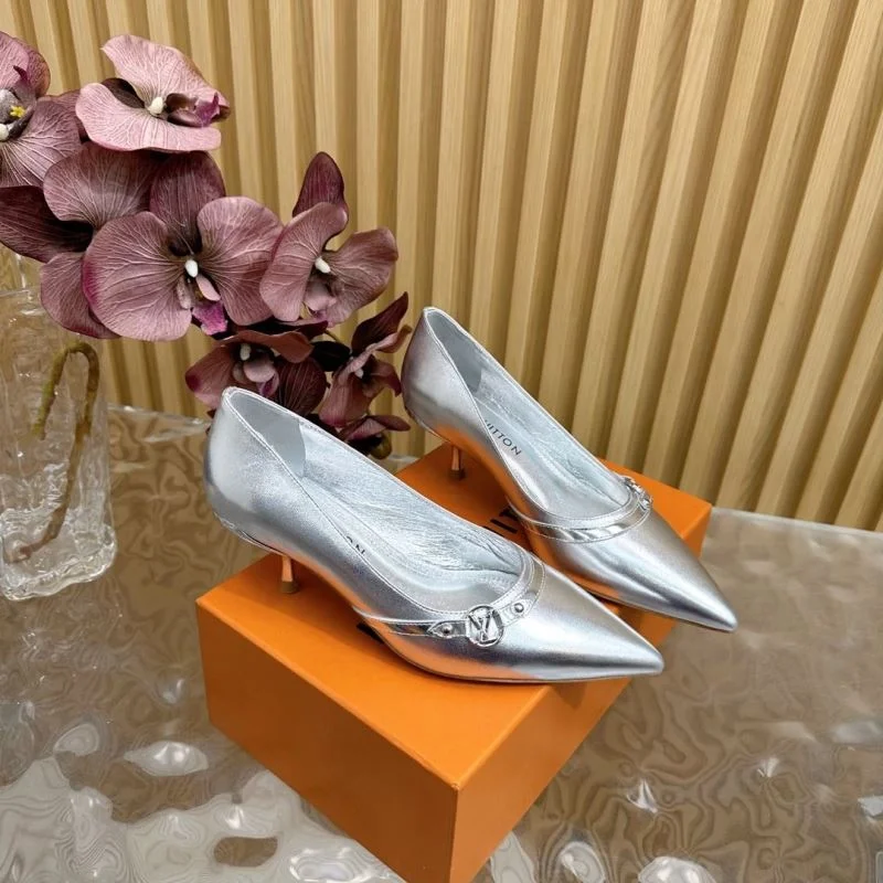 Louis Vuitton Heeled Shoes FashionForward 32372
