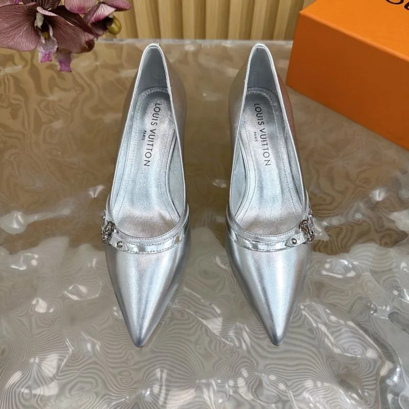 Louis Vuitton Heeled Shoes FashionForward 32372