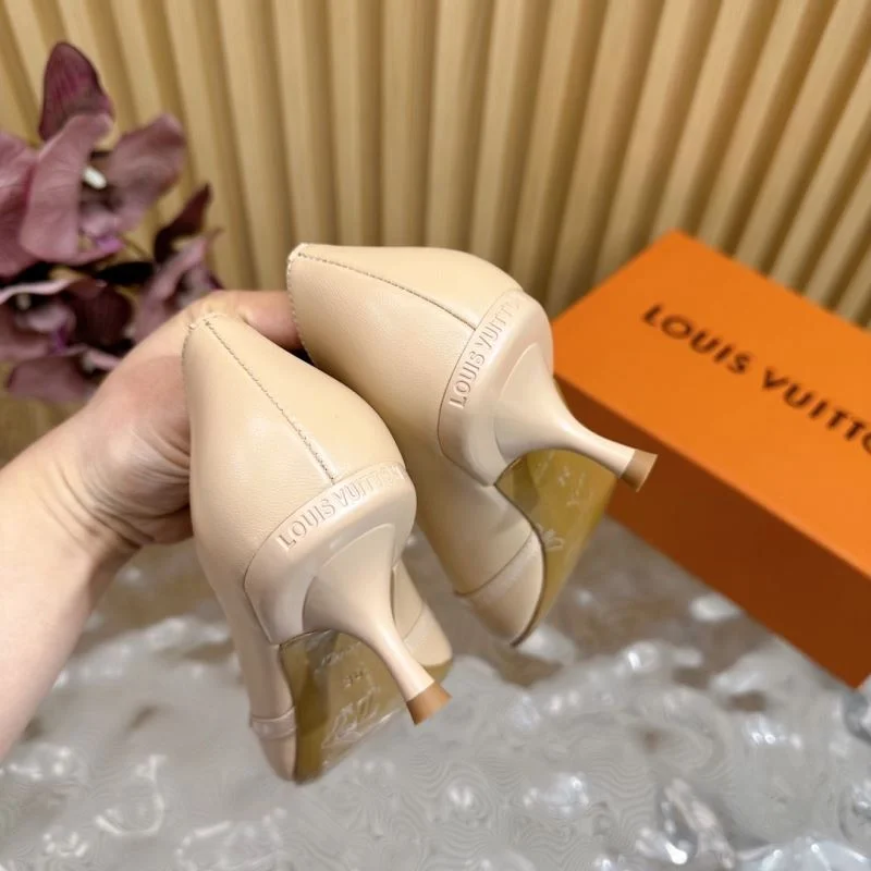 WeatherProof Louis Vuitton Heeled Shoes 32371