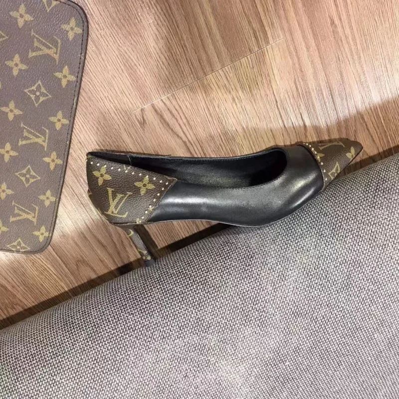 Louis Vuitton Heeled Shoes FashionForward 32357