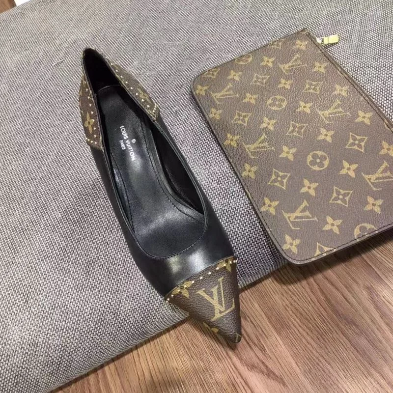 Louis Vuitton Heeled Shoes FashionForward 32357
