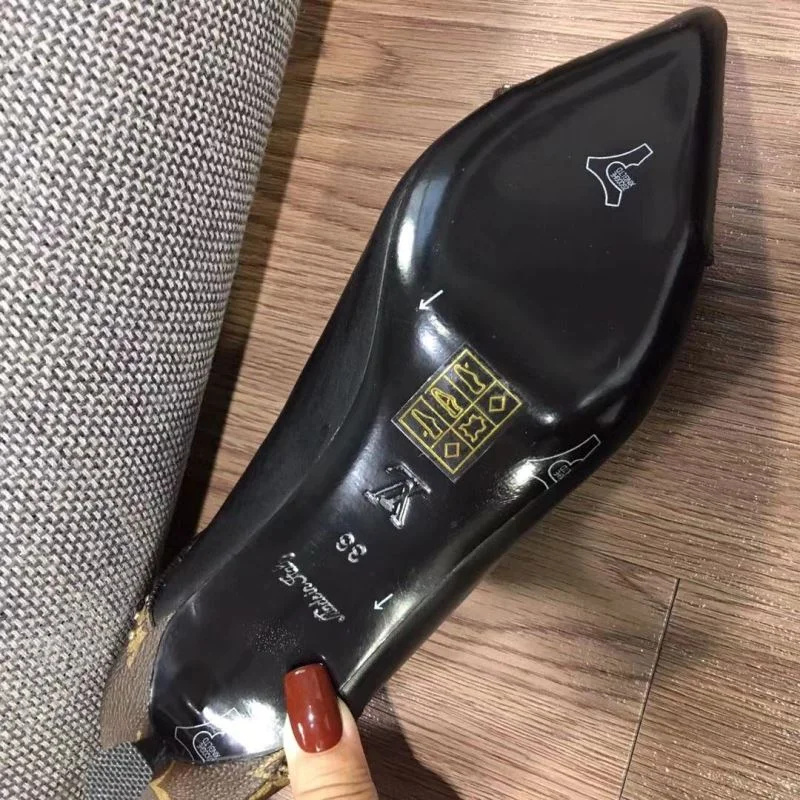 Louis Vuitton Heeled Shoes FashionForward 32357