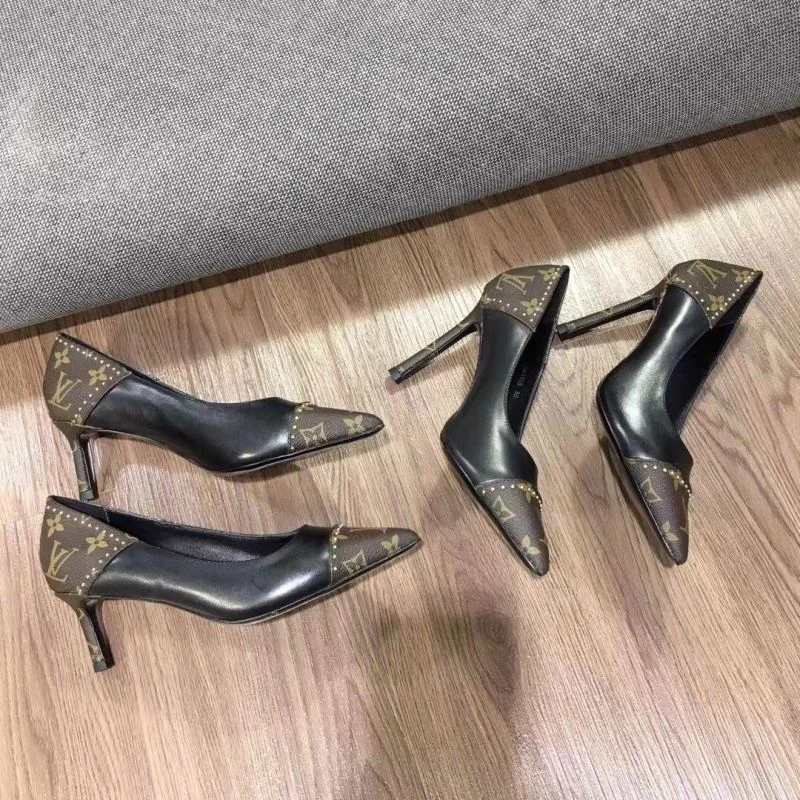 Louis Vuitton Heeled Shoes FashionForward 32357