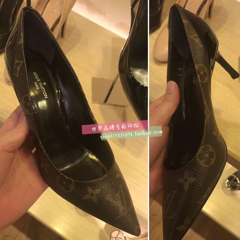 Louis Vuitton Heeled Shoes Tailored 32349