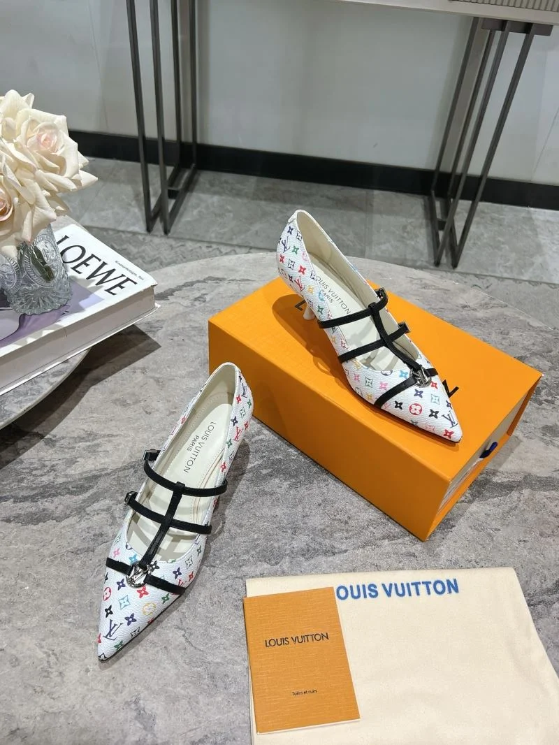 Lightweight Louis Vuitton Heeled Shoes 32355