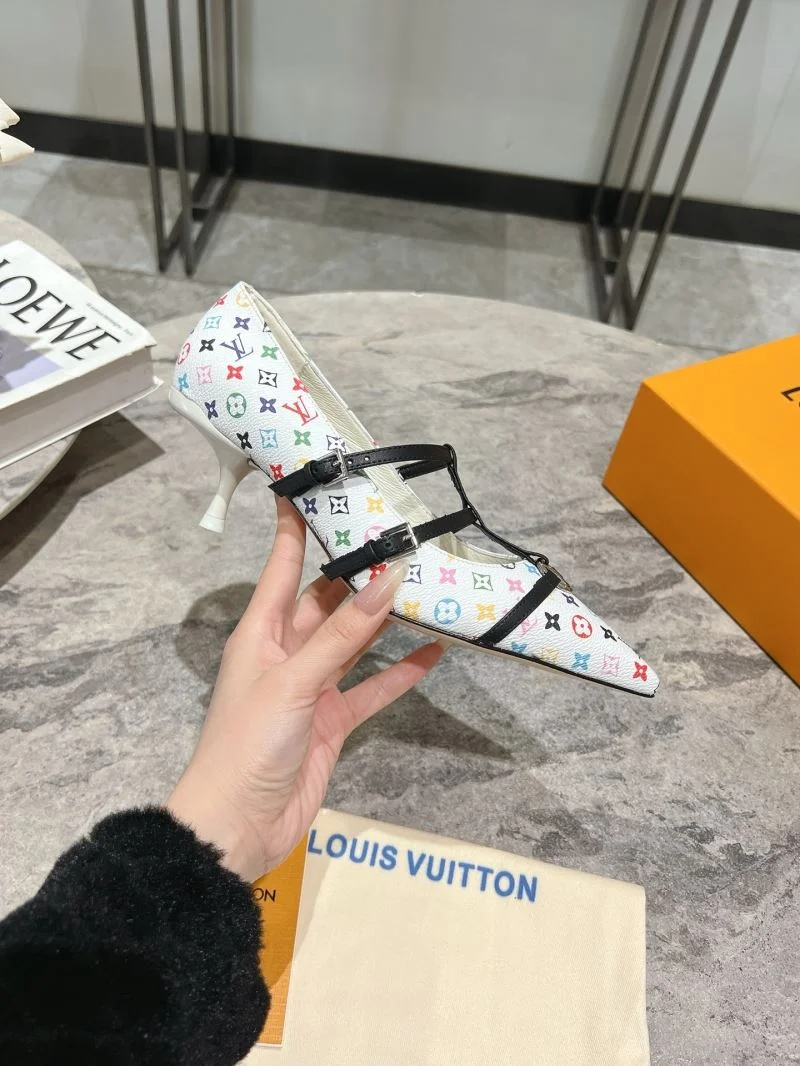 Lightweight Louis Vuitton Heeled Shoes 32355