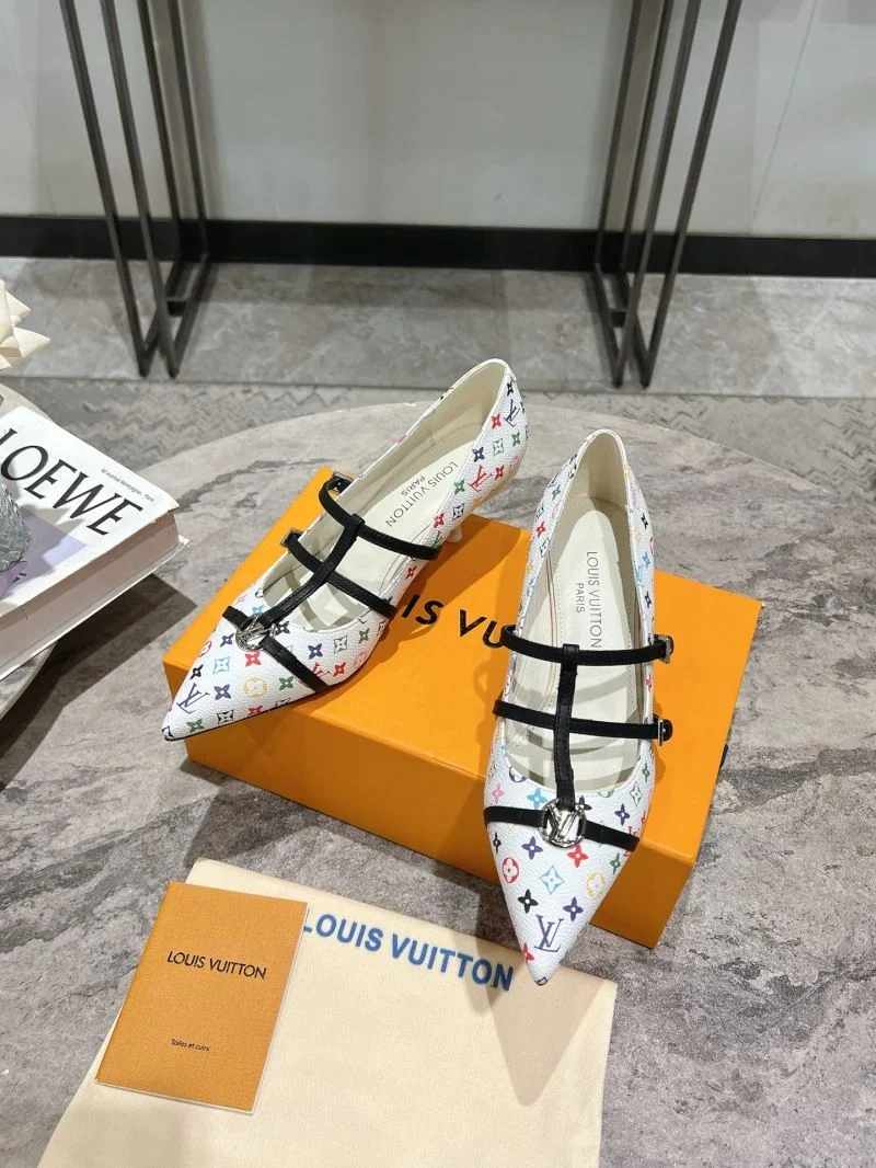 Lightweight Louis Vuitton Heeled Shoes 32355