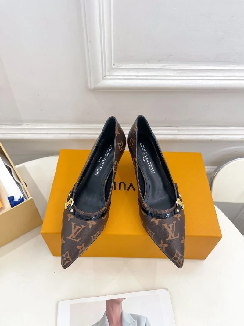 Comfortable Louis Vuitton Heeled Shoes 32365