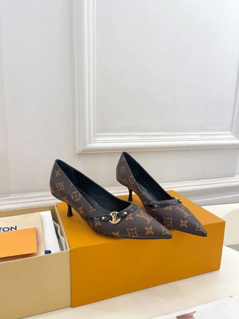 Comfortable Louis Vuitton Heeled Shoes 32365