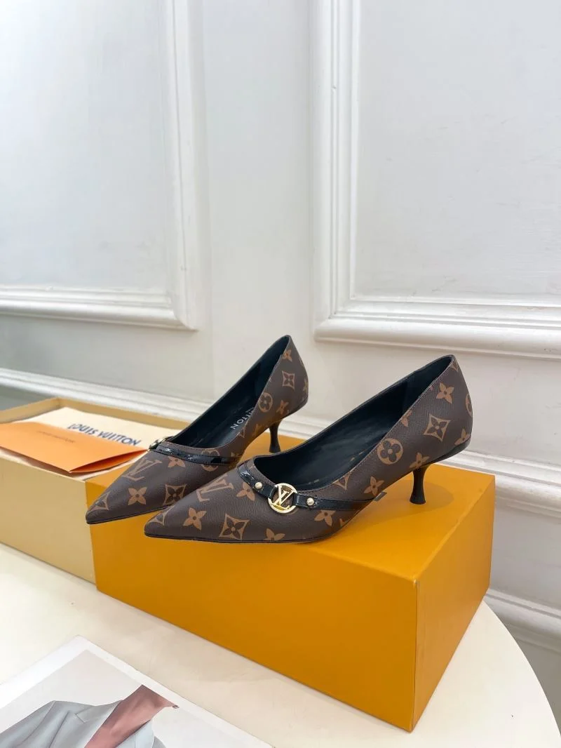 Comfortable Louis Vuitton Heeled Shoes 32365