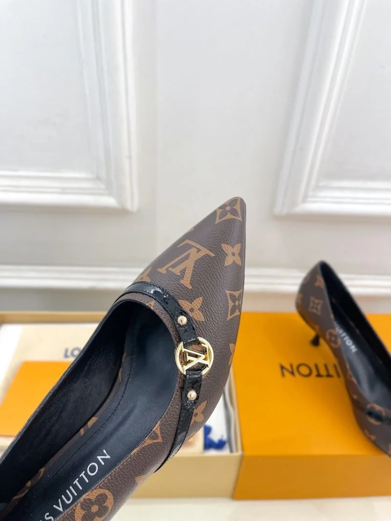 Comfortable Louis Vuitton Heeled Shoes 32365