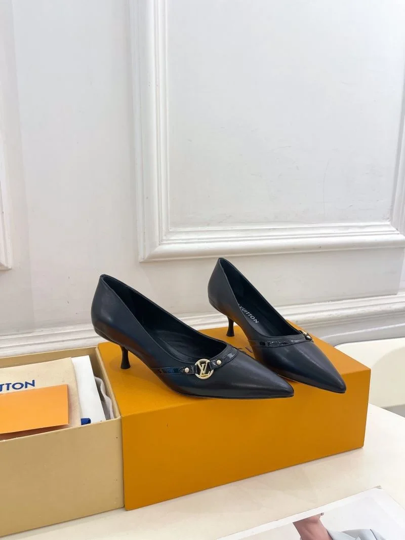 Louis Vuitton Heeled Shoes Trendy 32362