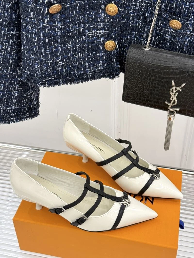 Louis Vuitton Heeled Shoes Durable 32346