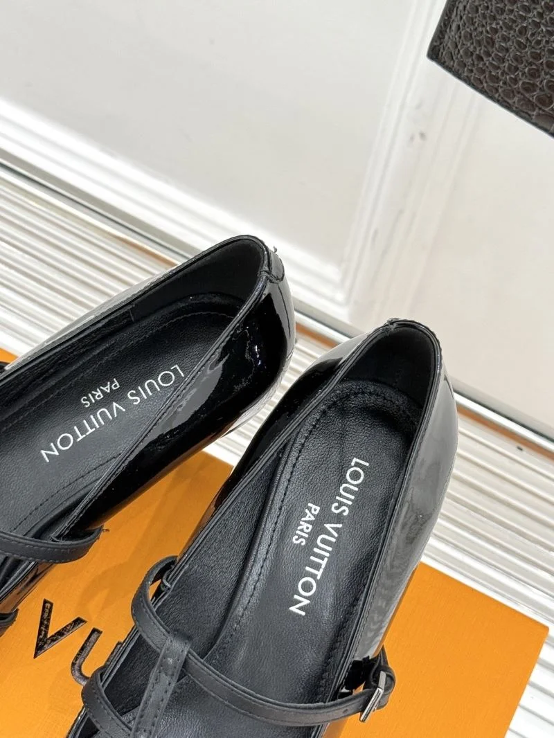 Louis Vuitton Heeled Shoes Youthful 32364