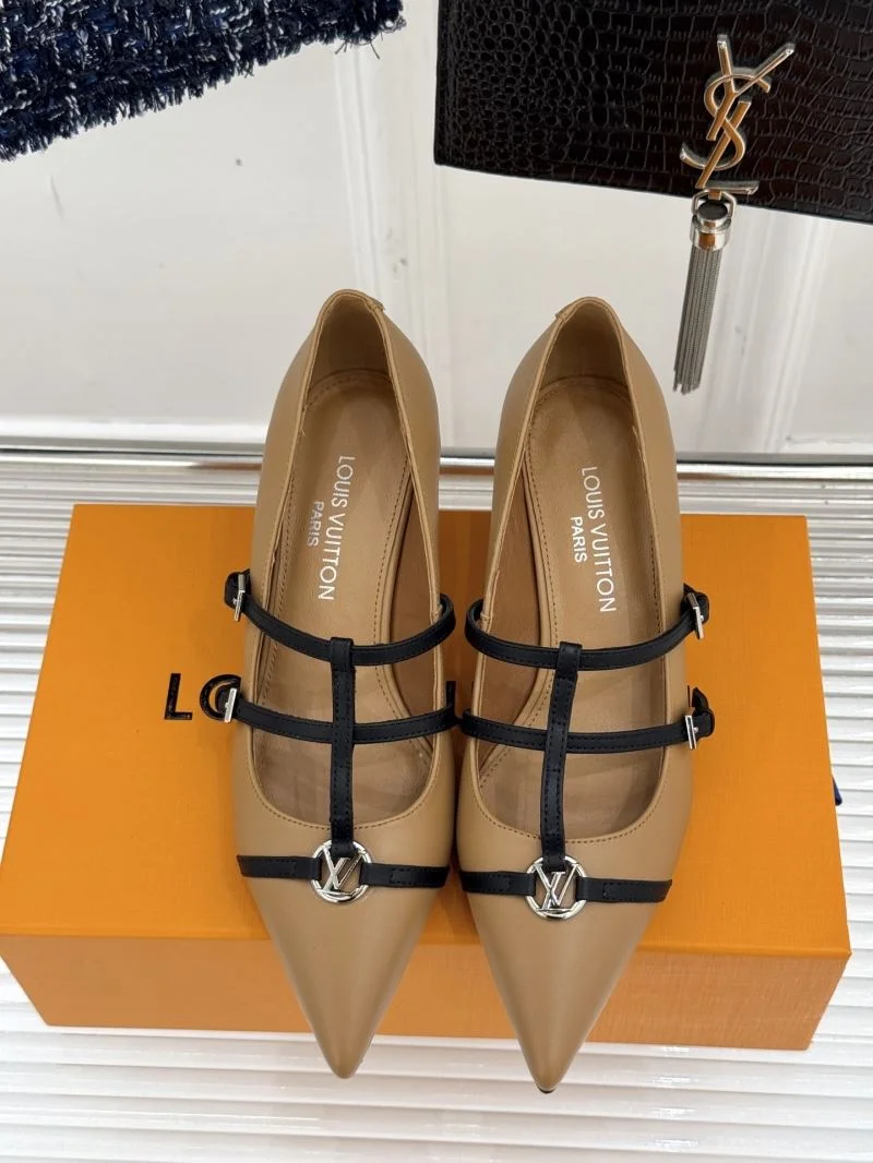 Seasonal Louis Vuitton Heeled Shoes 32345