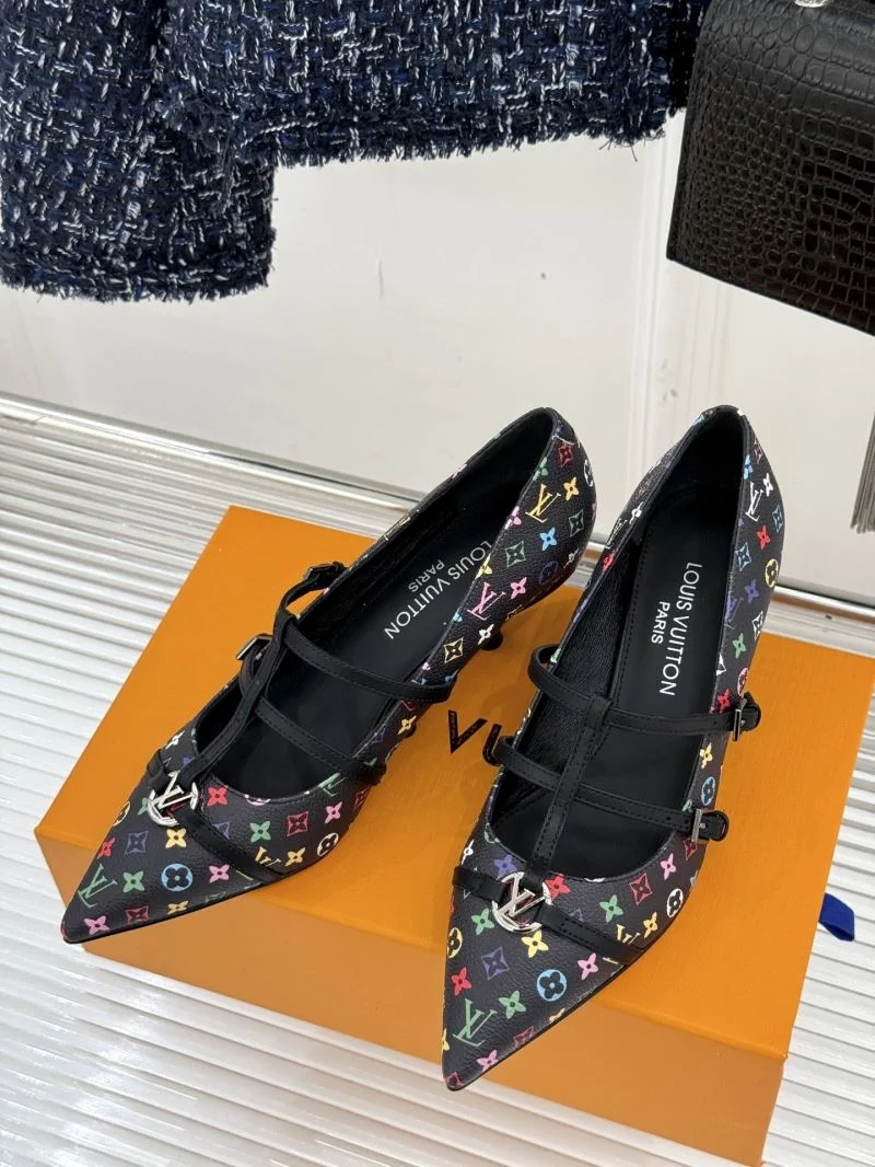 Lightweight Louis Vuitton Heeled Shoes 32363