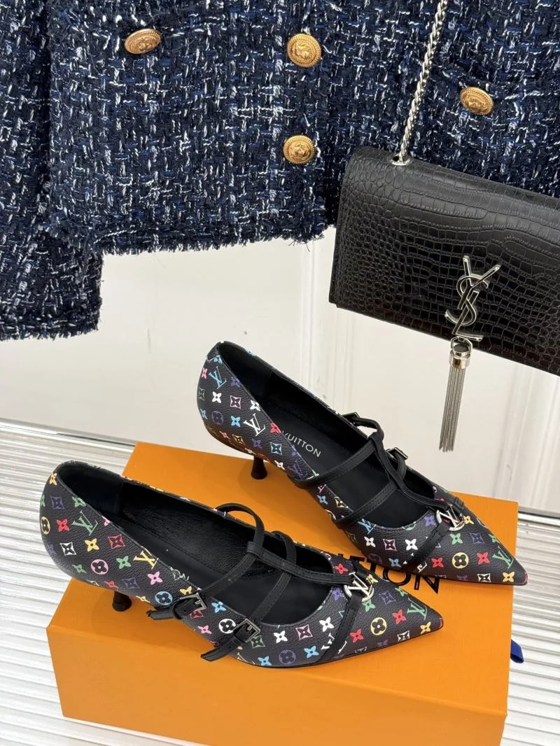 Lightweight Louis Vuitton Heeled Shoes 32363