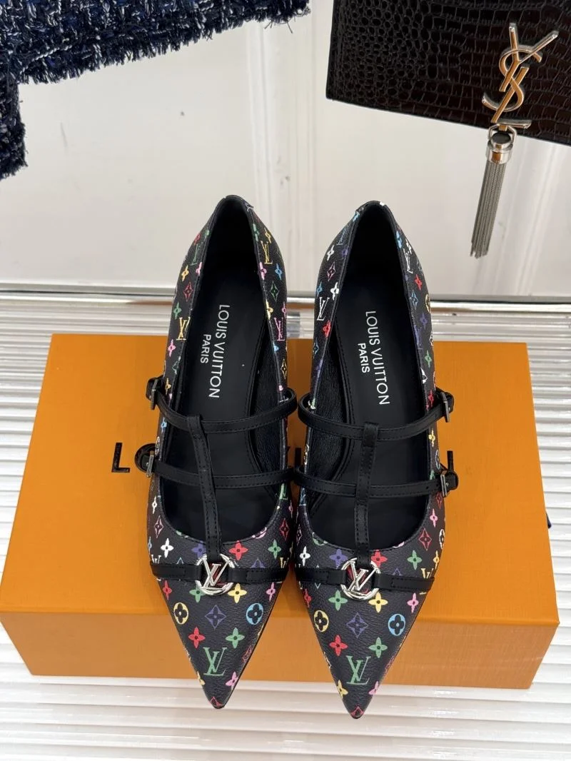 Lightweight Louis Vuitton Heeled Shoes 32363