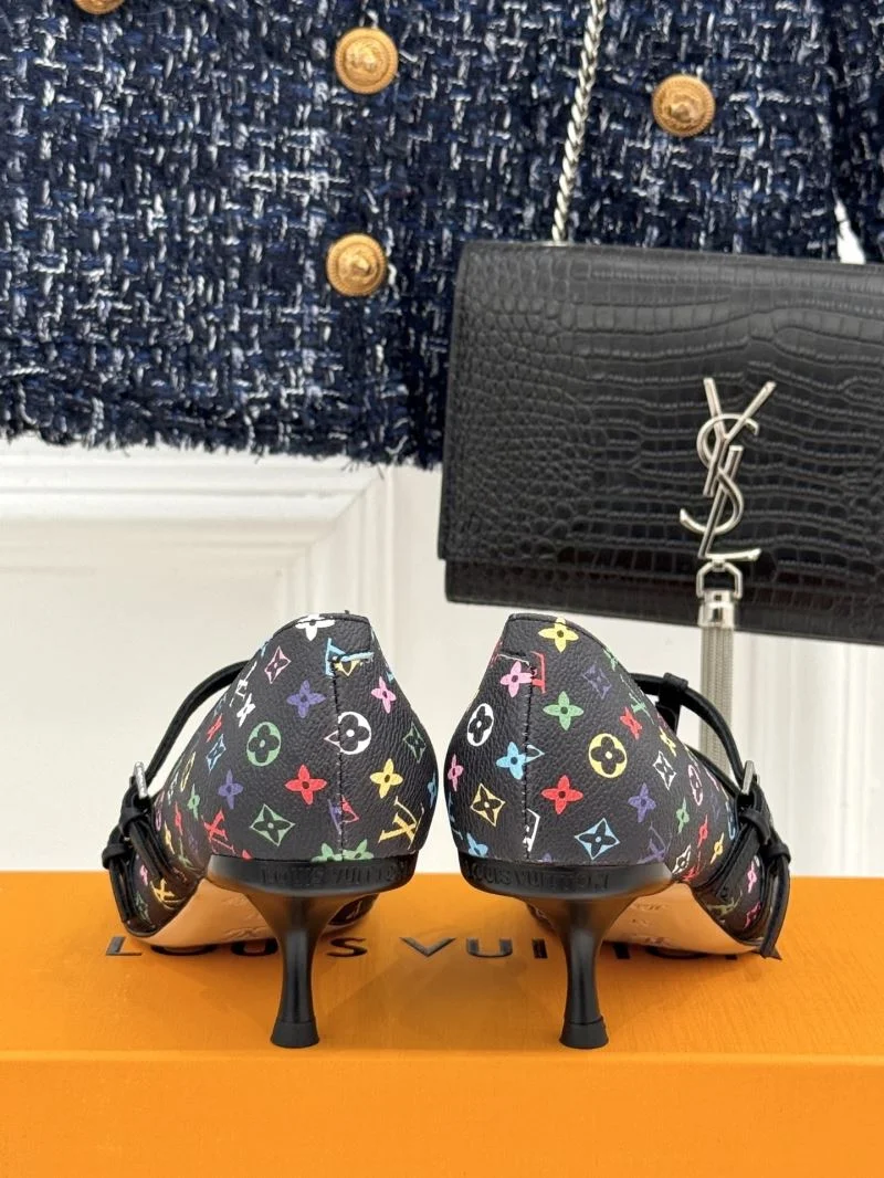 Lightweight Louis Vuitton Heeled Shoes 32363