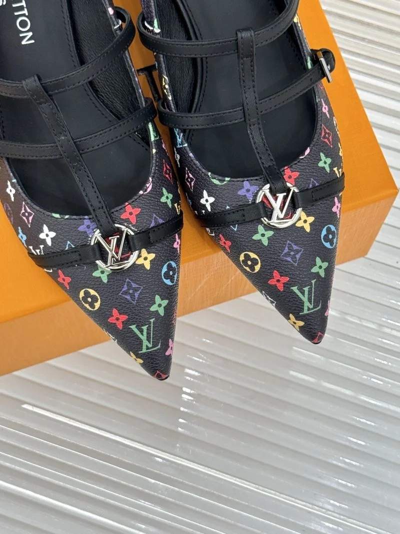 Lightweight Louis Vuitton Heeled Shoes 32363