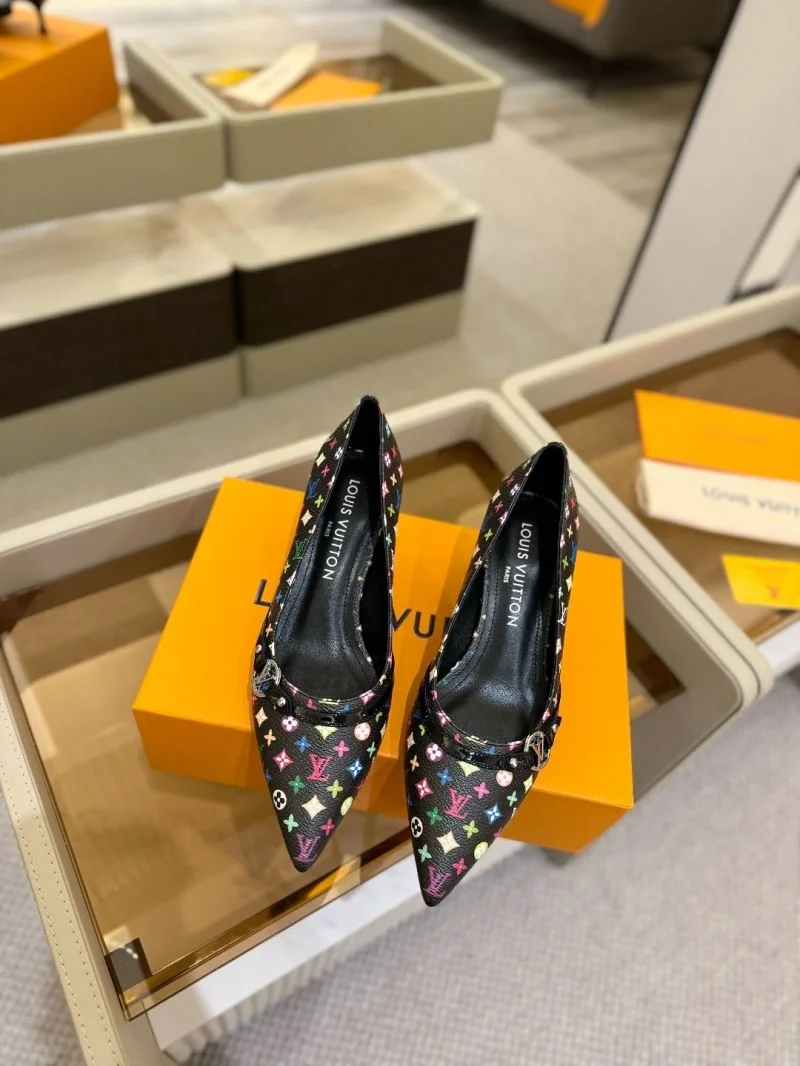 Lightweight Louis Vuitton Heeled Shoes 32343