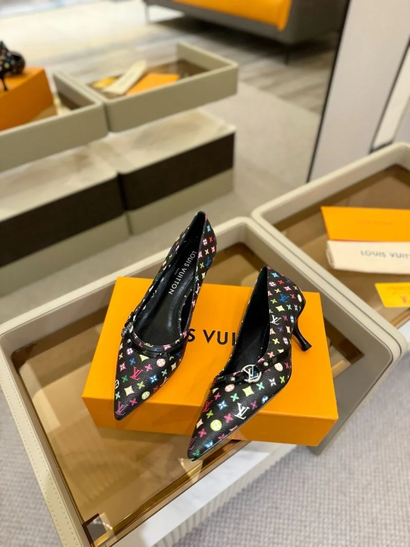 Lightweight Louis Vuitton Heeled Shoes 32343