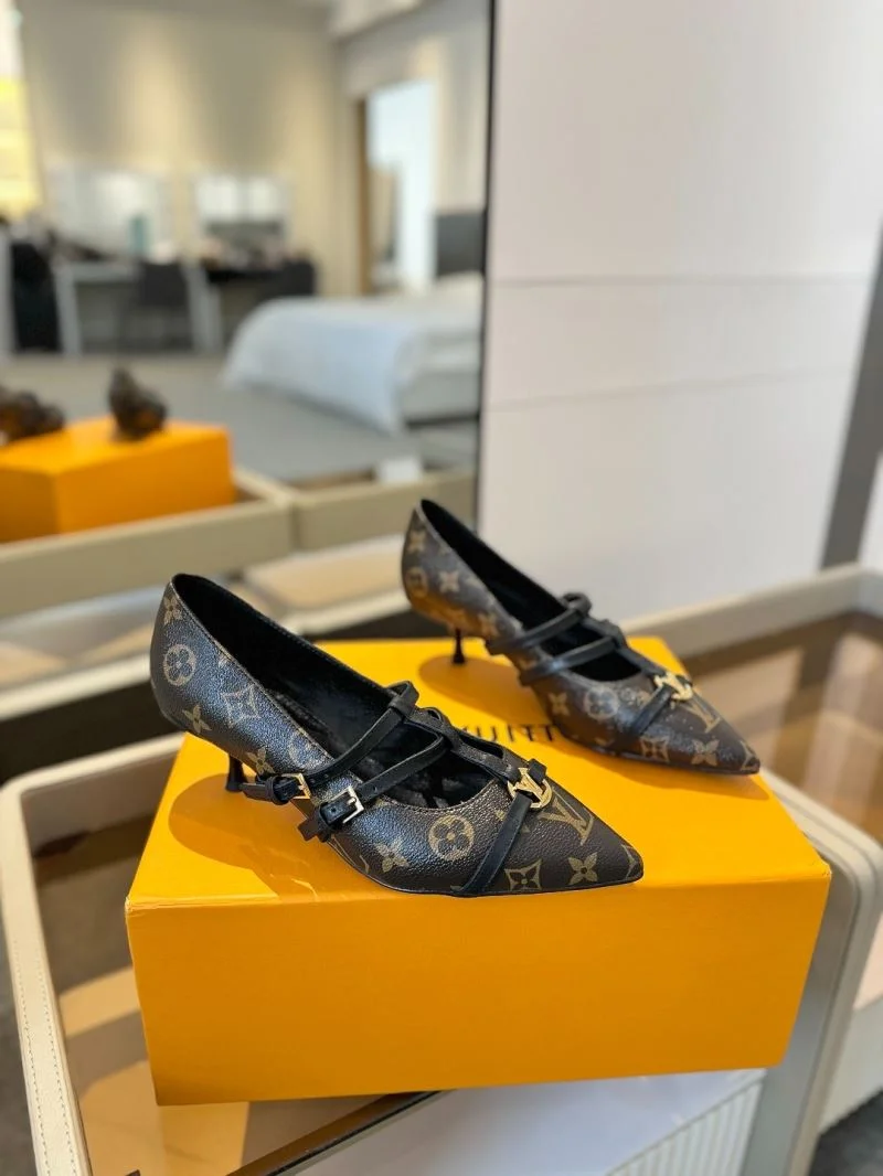 Louis Vuitton Heeled Shoes Efficient 31996