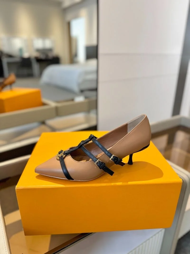 Attractive Louis Vuitton Heeled Shoes 31997