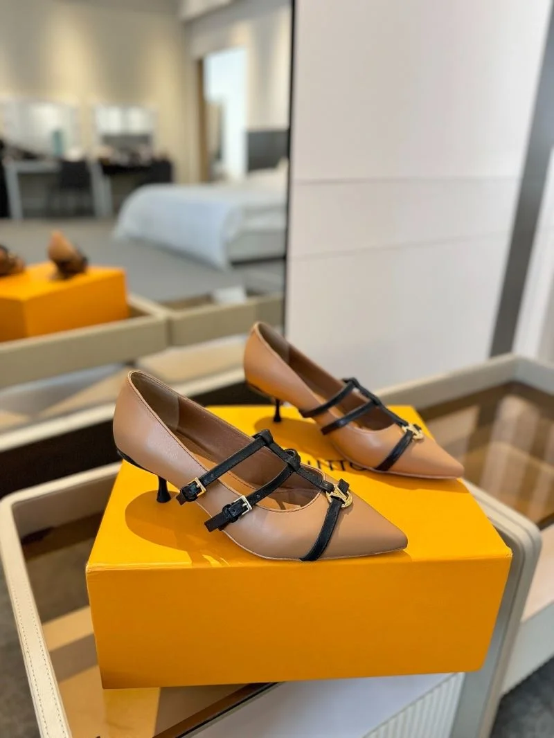 Attractive Louis Vuitton Heeled Shoes 31997
