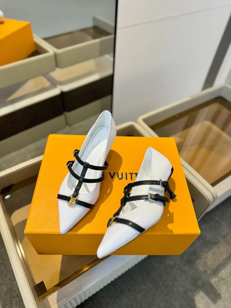 Sophisticated Louis Vuitton Heeled Shoes 31988