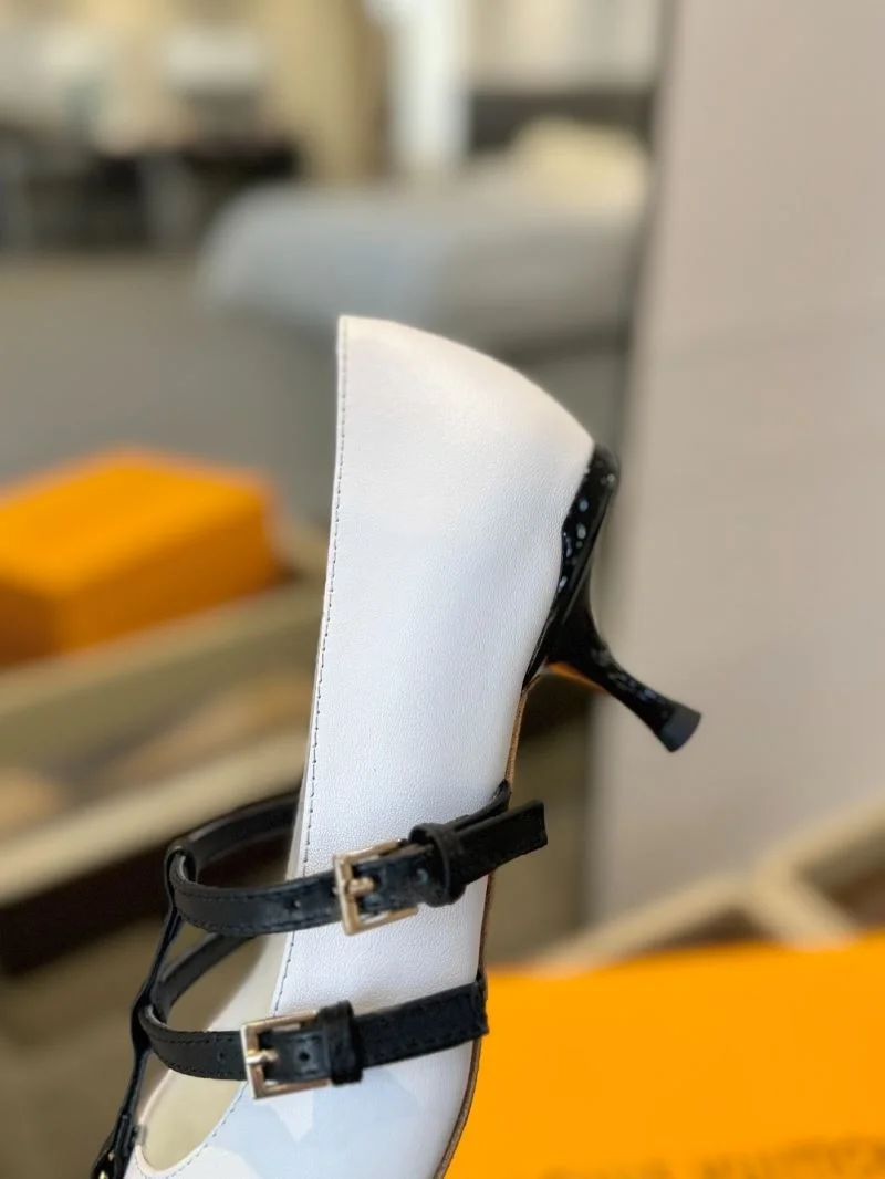 Sophisticated Louis Vuitton Heeled Shoes 31988