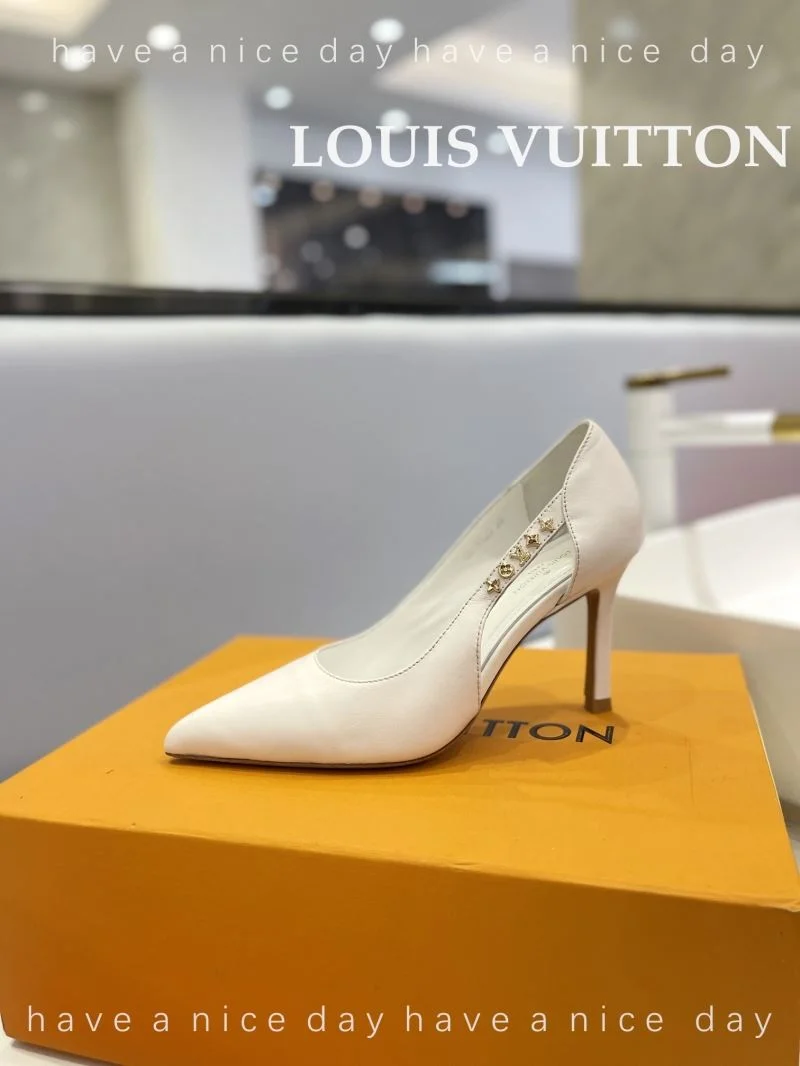 EasyMatch Louis Vuitton Heeled Shoes 31972