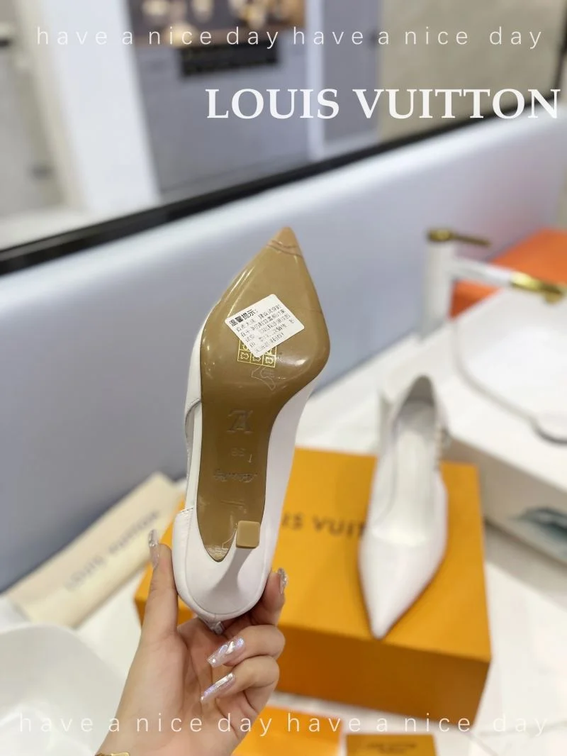 EasyMatch Louis Vuitton Heeled Shoes 31972