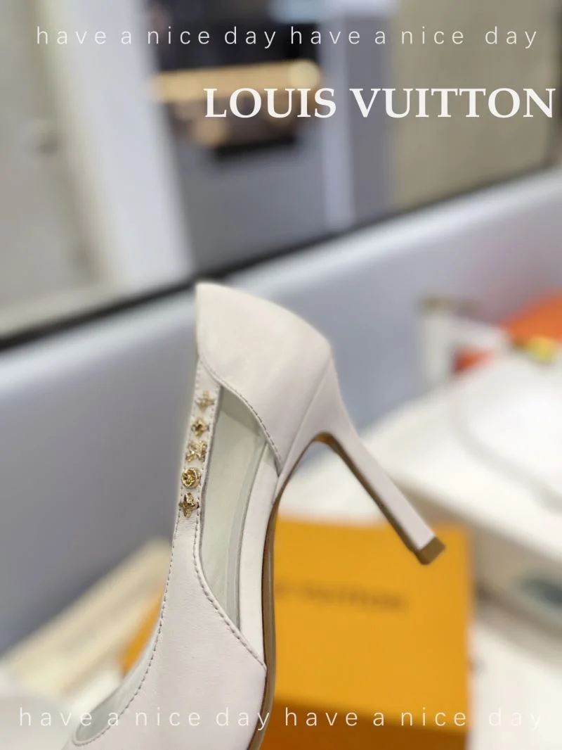 EasyMatch Louis Vuitton Heeled Shoes 31972