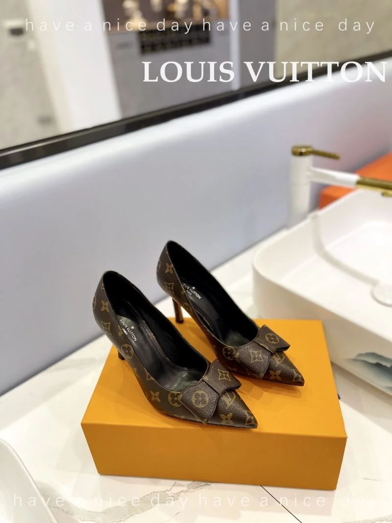 Functional Louis Vuitton Heeled Shoes 32000