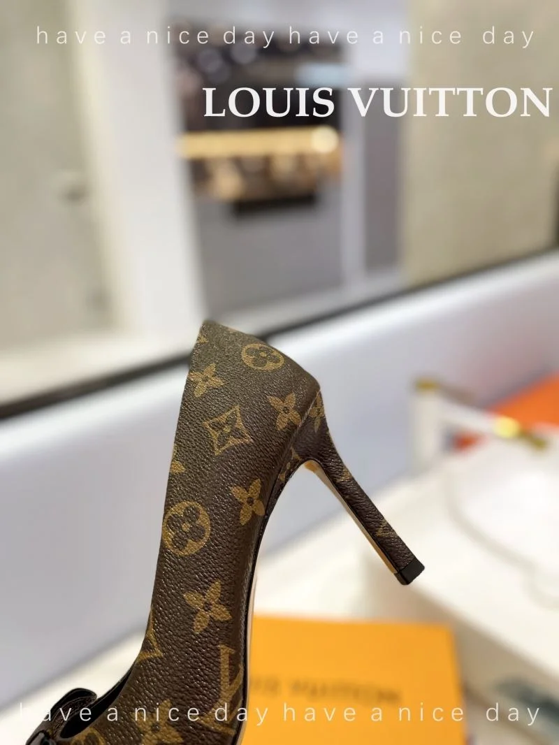 Functional Louis Vuitton Heeled Shoes 32000