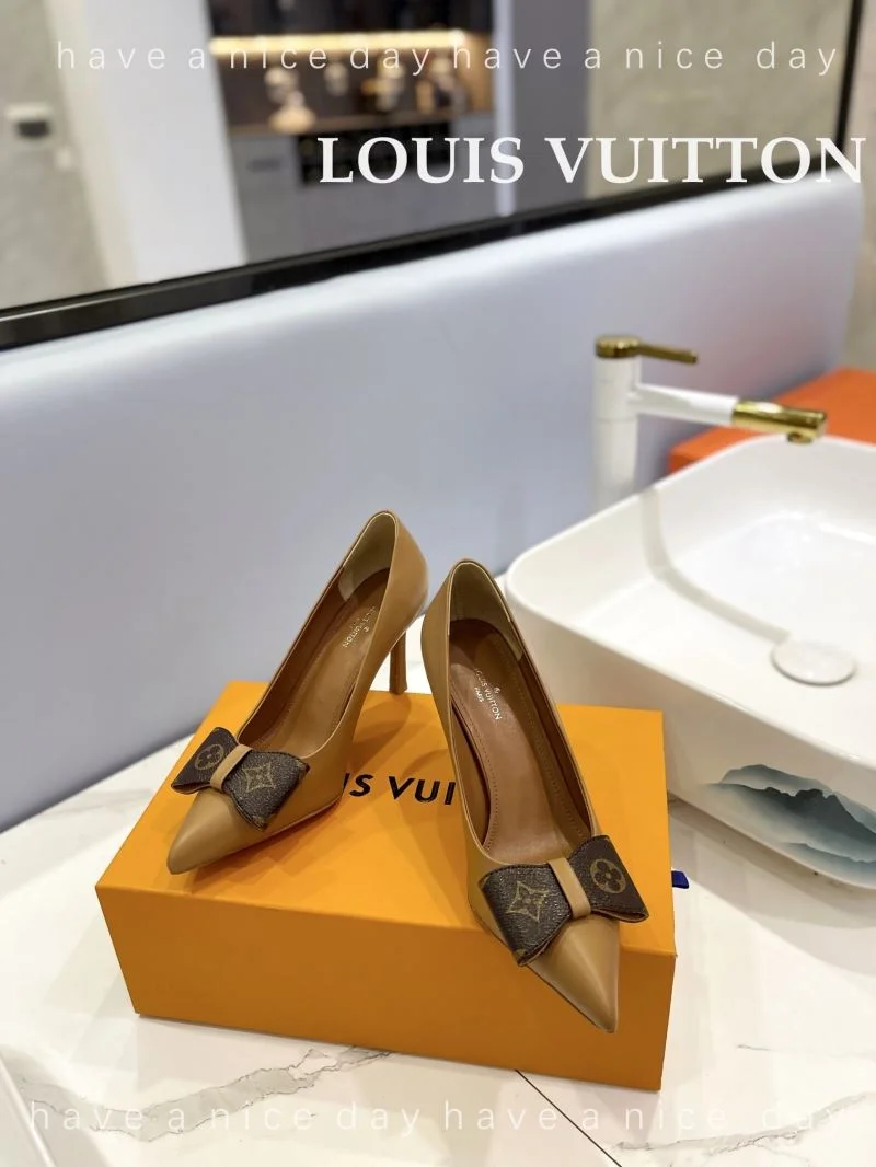 Trendy Louis Vuitton Heeled Shoes 31998