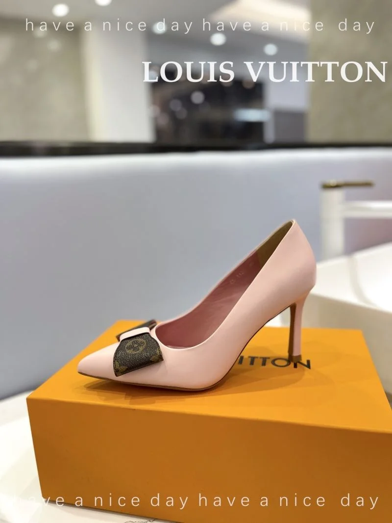 TechFriendly Louis Vuitton Heeled Shoes 31977