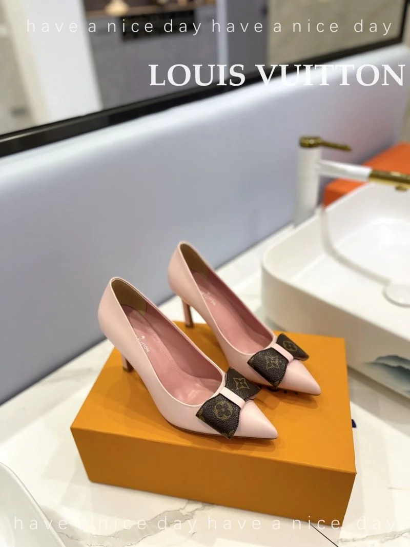 TechFriendly Louis Vuitton Heeled Shoes 31977