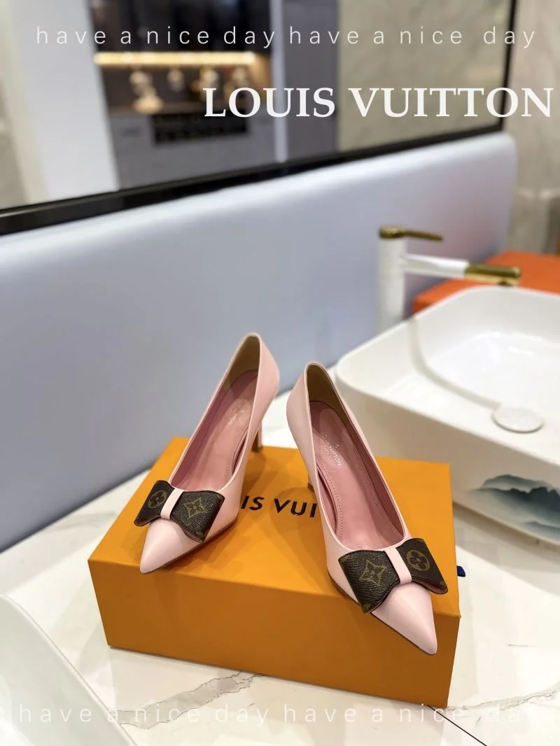 TechFriendly Louis Vuitton Heeled Shoes 31977