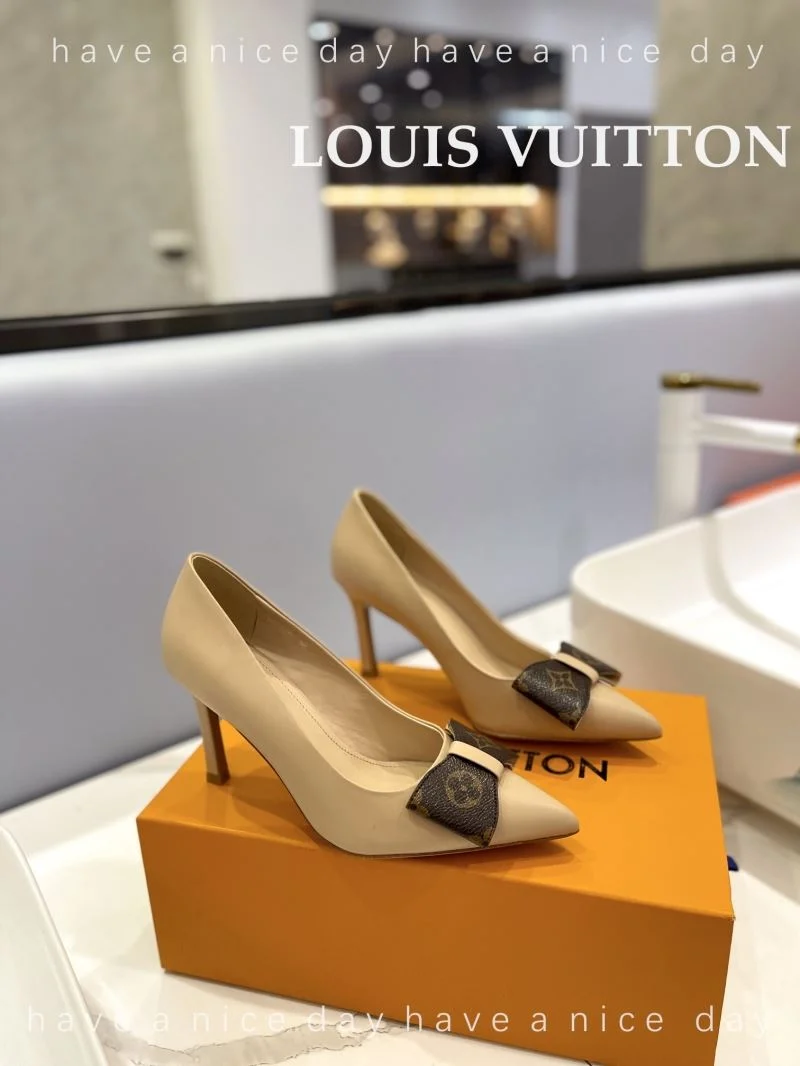 TopPick Louis Vuitton Heeled Shoes 31974