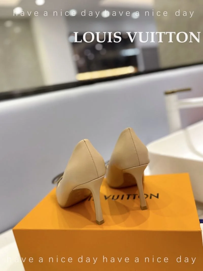 TopPick Louis Vuitton Heeled Shoes 31974
