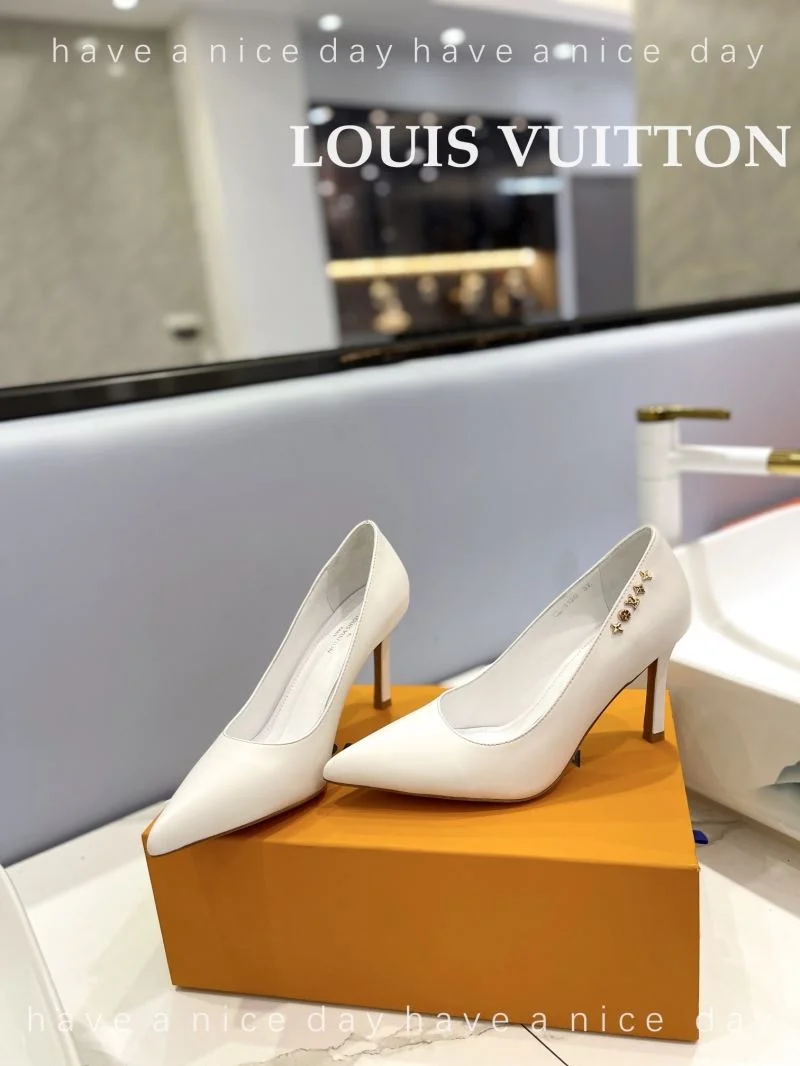 Tailored Louis Vuitton Heeled Shoes 31966