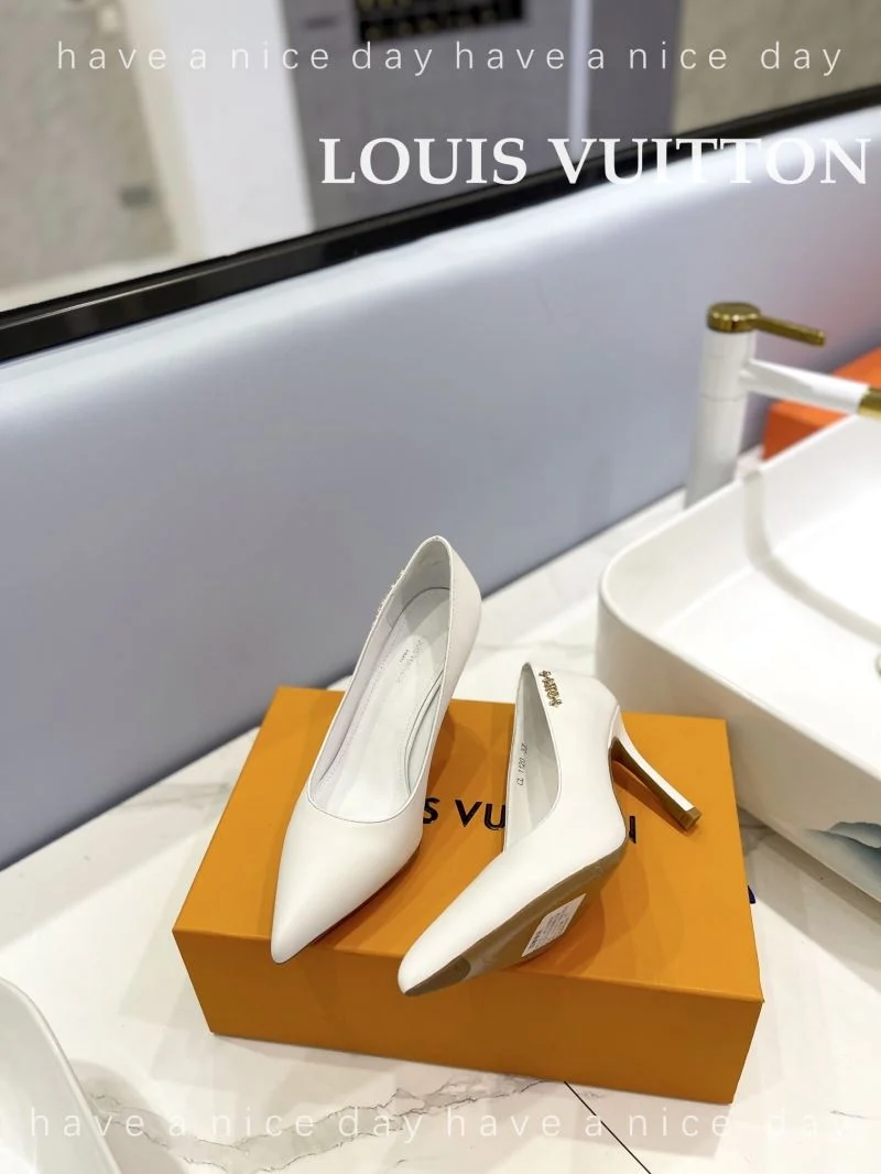 Tailored Louis Vuitton Heeled Shoes 31966