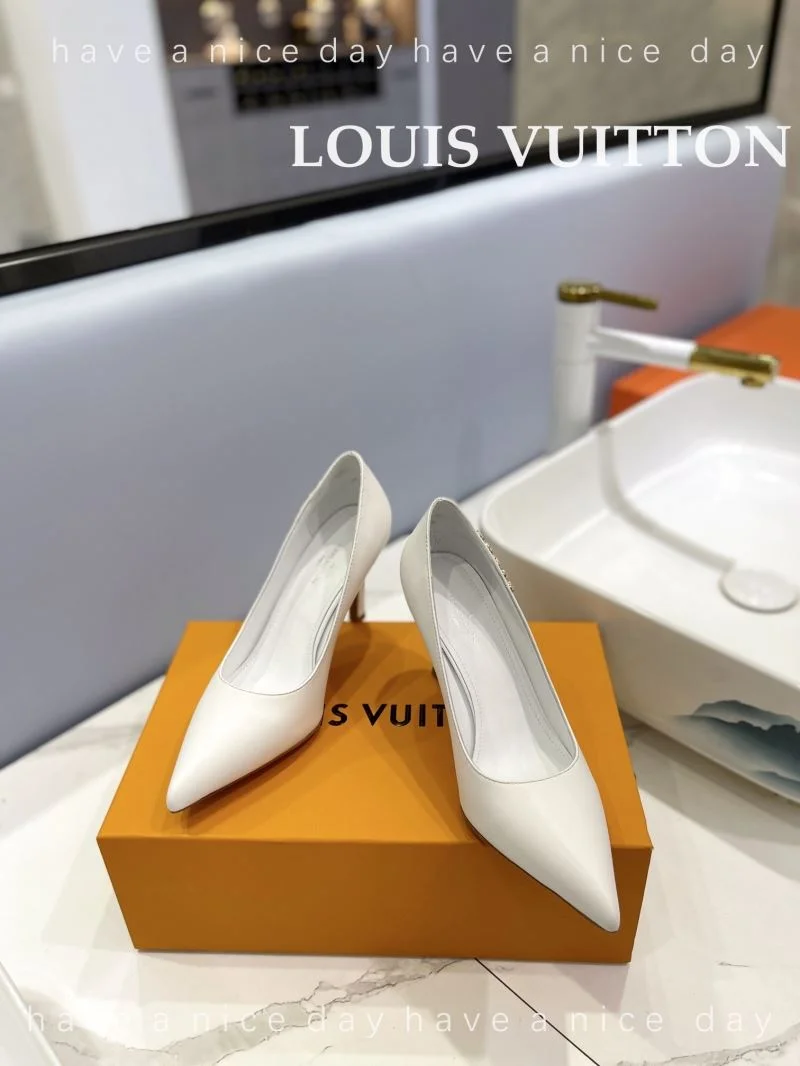 Tailored Louis Vuitton Heeled Shoes 31966