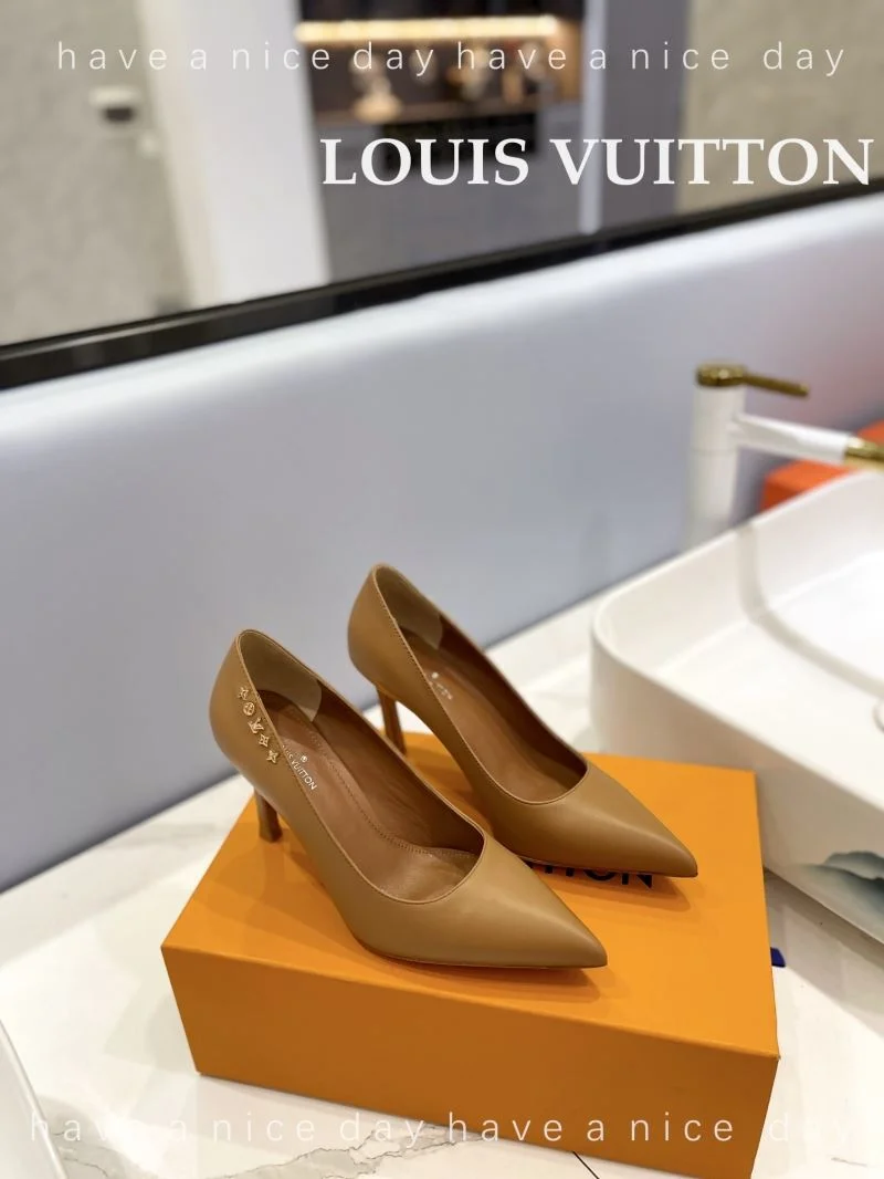 Louis Vuitton Heeled Shoes Sleek 31967