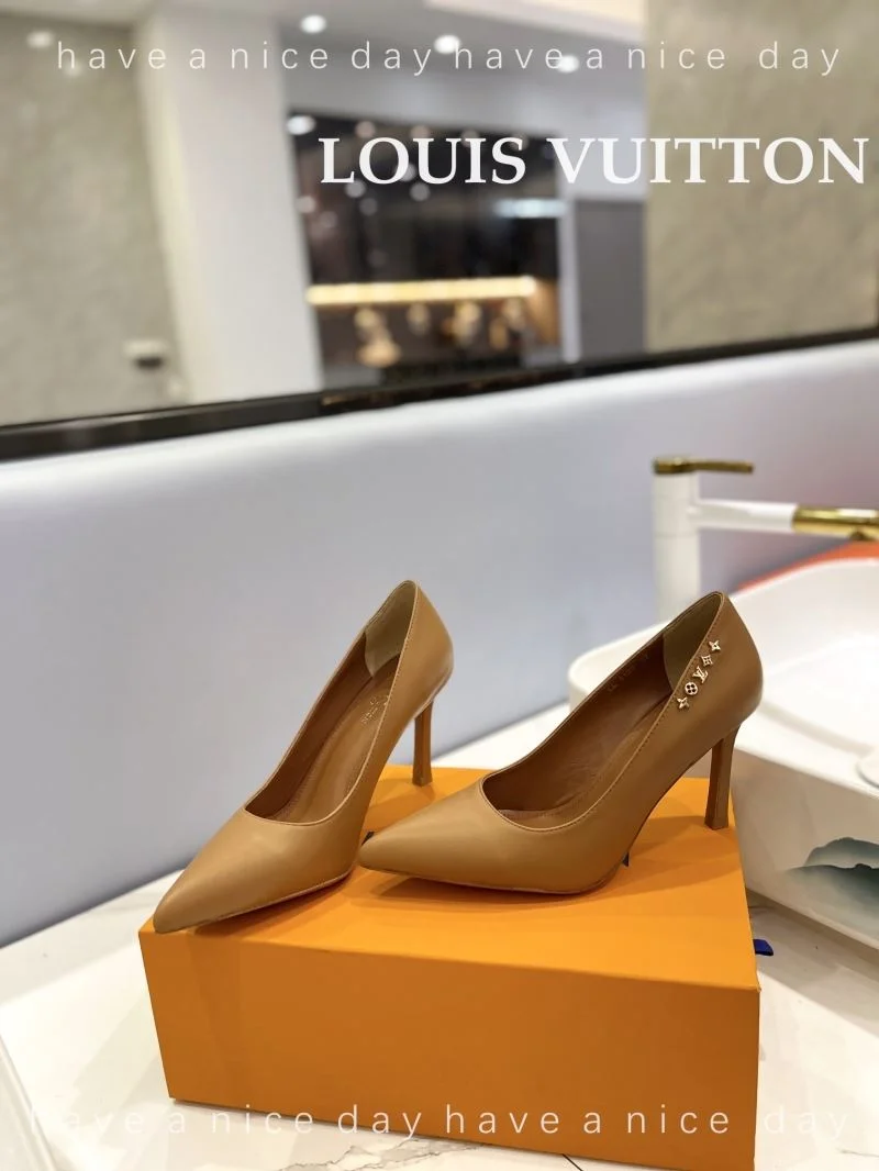 Louis Vuitton Heeled Shoes Sleek 31967