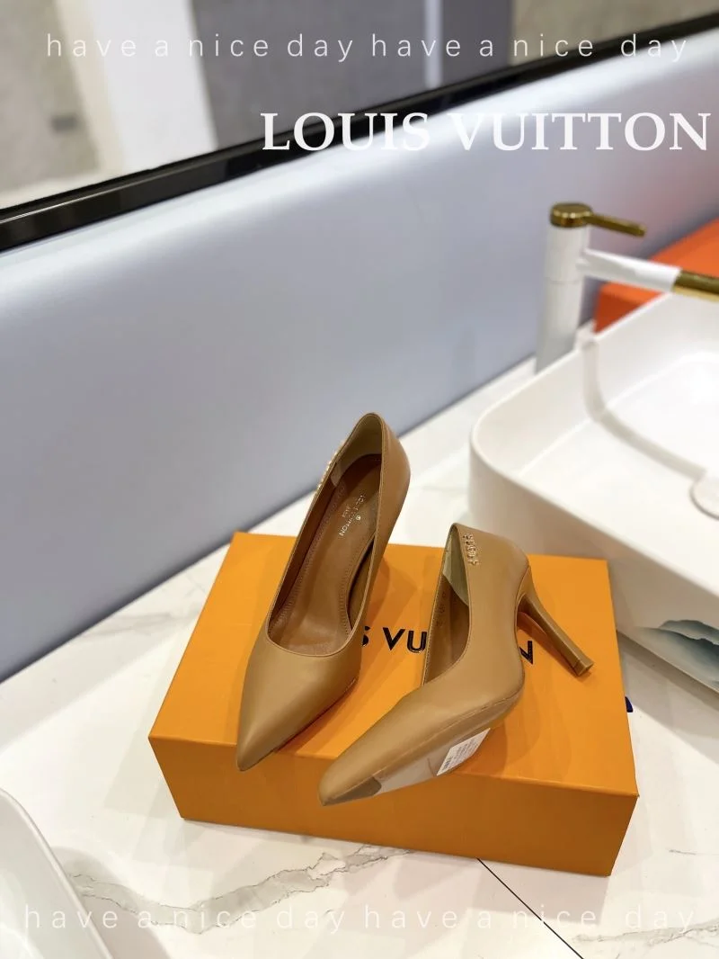 Louis Vuitton Heeled Shoes Sleek 31967